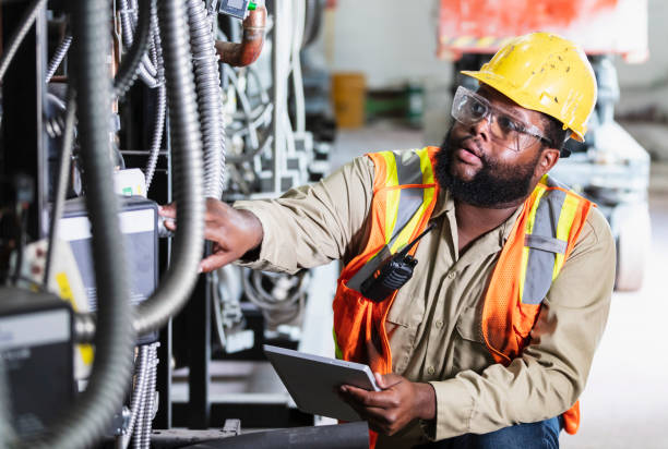 Best Circuit Breaker Repair  in Pinewood Estates, TX